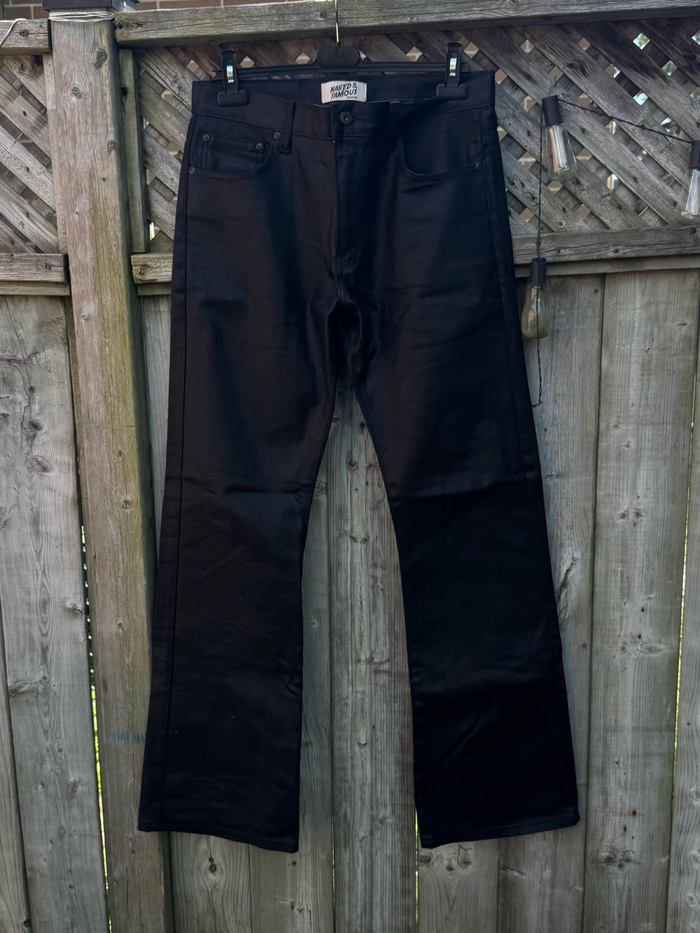 Naked and Famous Groovy Guy WAXED black w32 L34